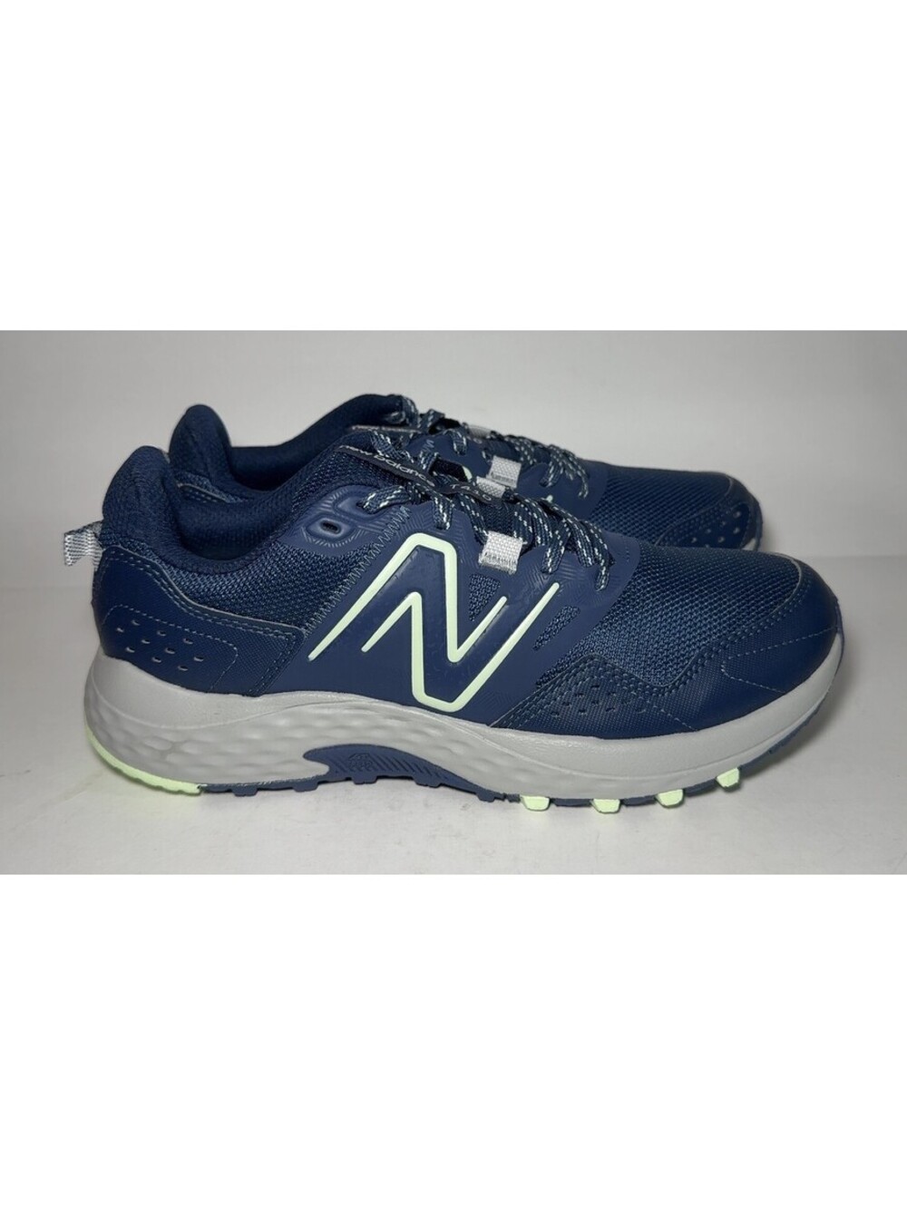New Balance 410v8 Trail Running Shoes Mens Size 8.5 Blue MT410